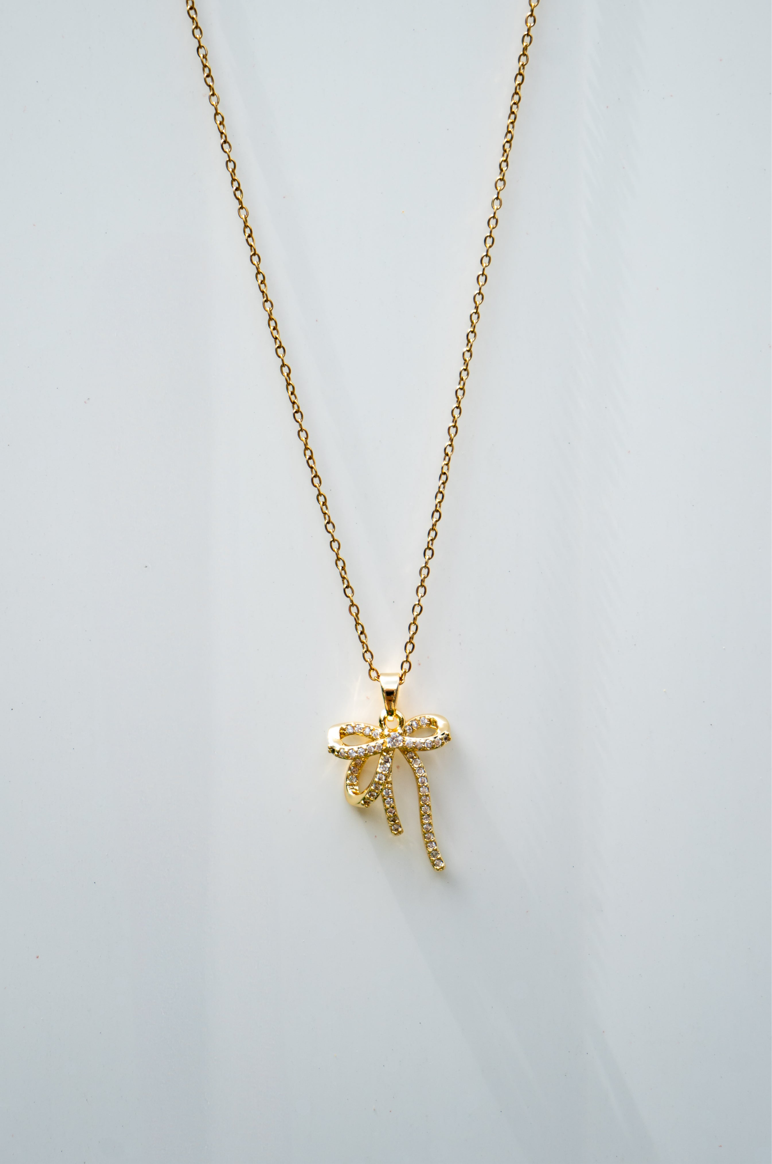 Bow Necklace