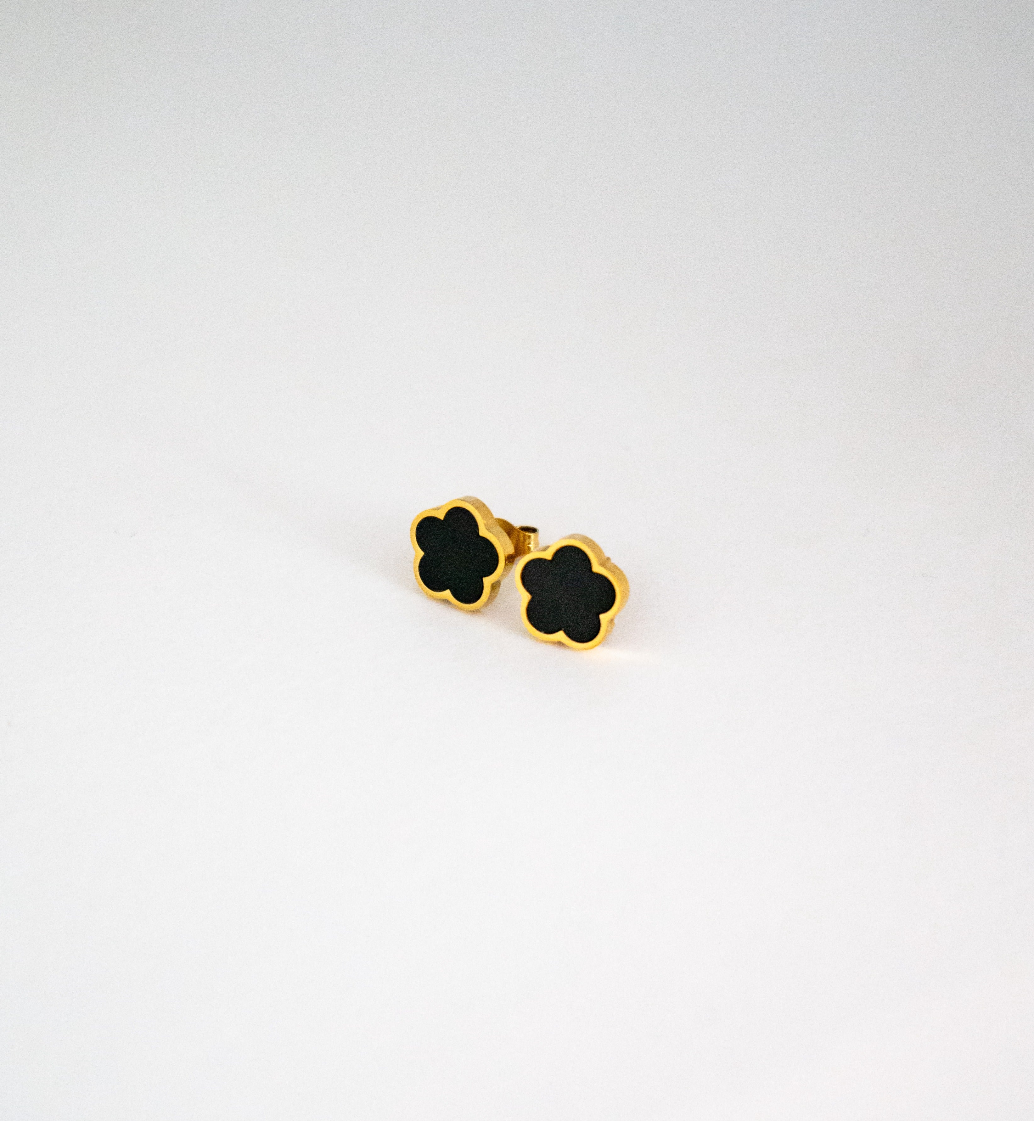Flower Studs-Duh Dana