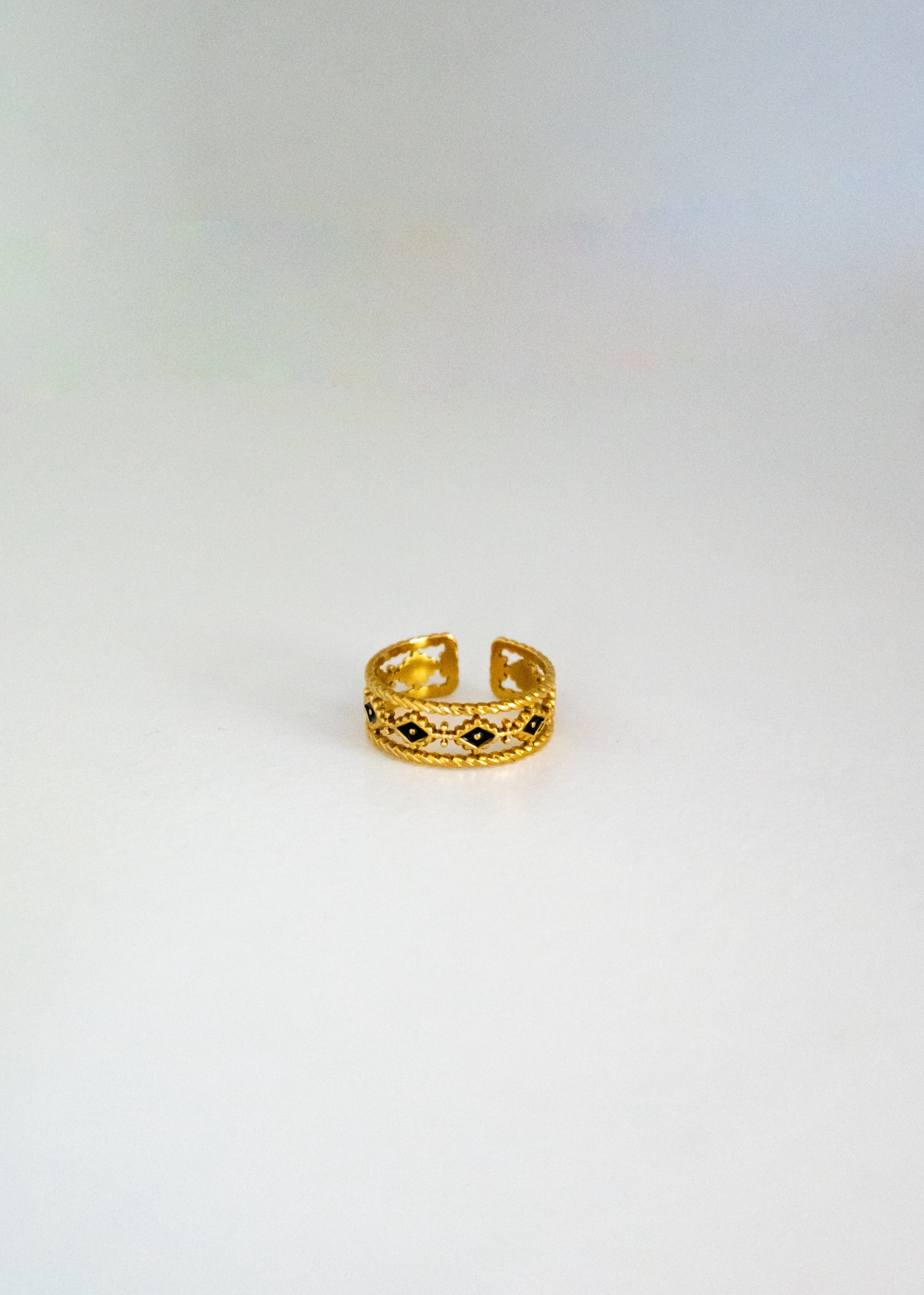Gold & Black Accent Ring-Duh Dana